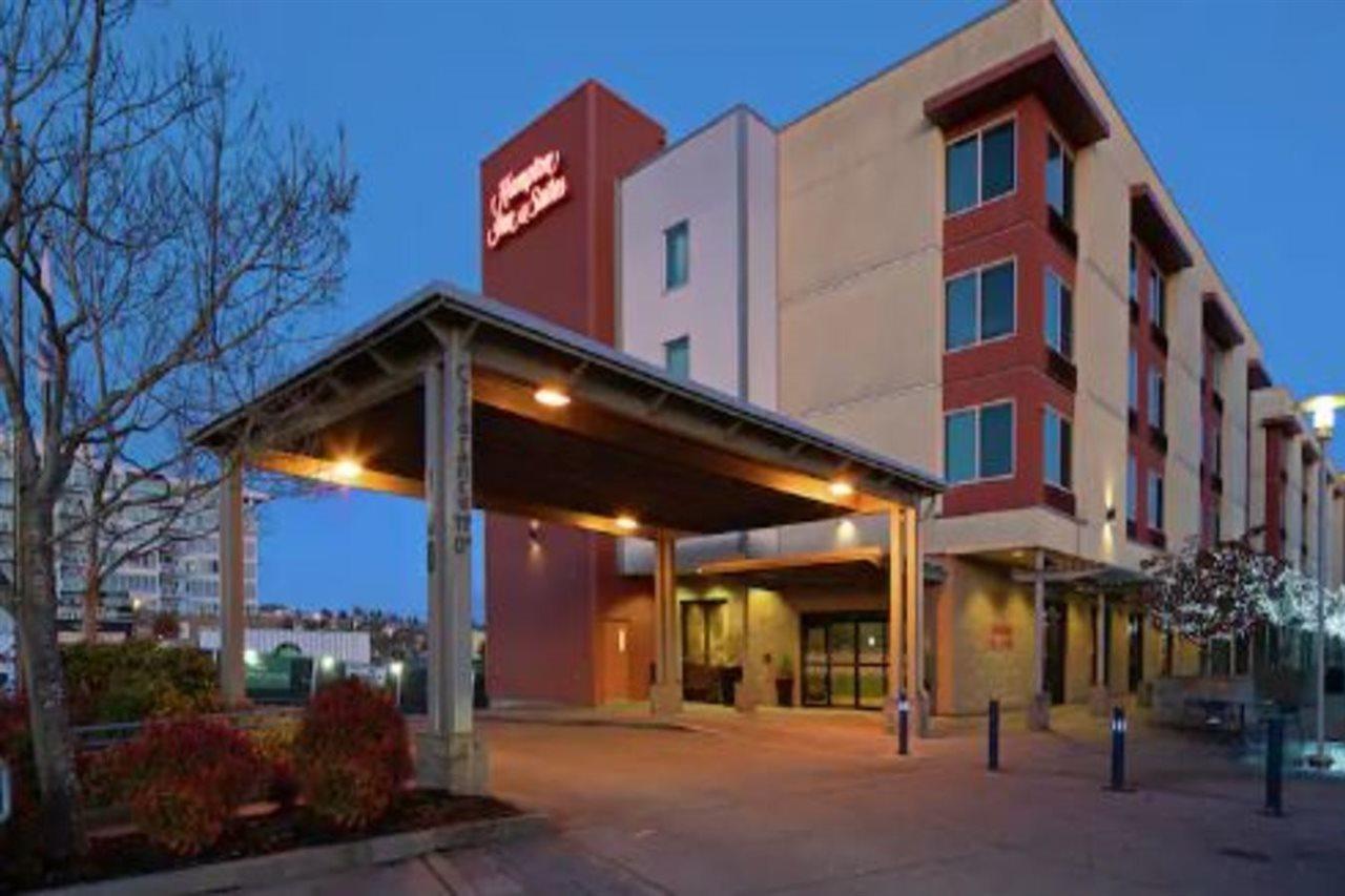 Hampton Inn & Suites Bremerton Bagian luar foto